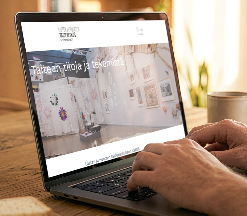 Sivustouudistus <br>taidekeskukselle - Kuvituskuva